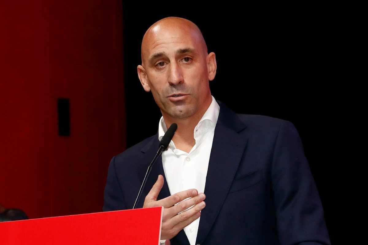 Tribunal Deportivo en España Decide sobre Caso de Beso no Consentido por Rubiales a Hermoso