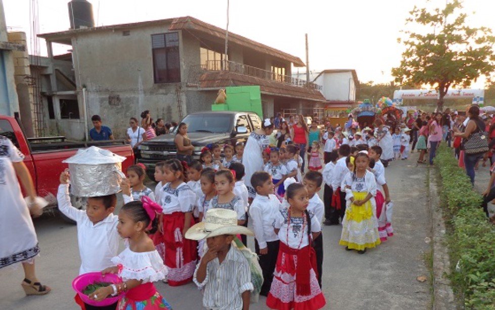 Inician festejos por ‘mes de la Campechanidad’ en escuelas