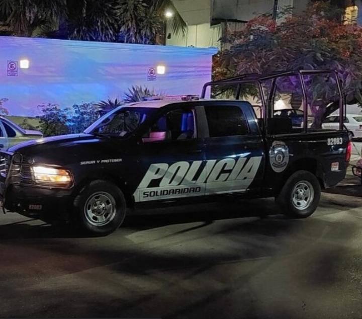 aliente héroe herido mientras protegía a una mujer de un ataque sexual en Playa del Carmen