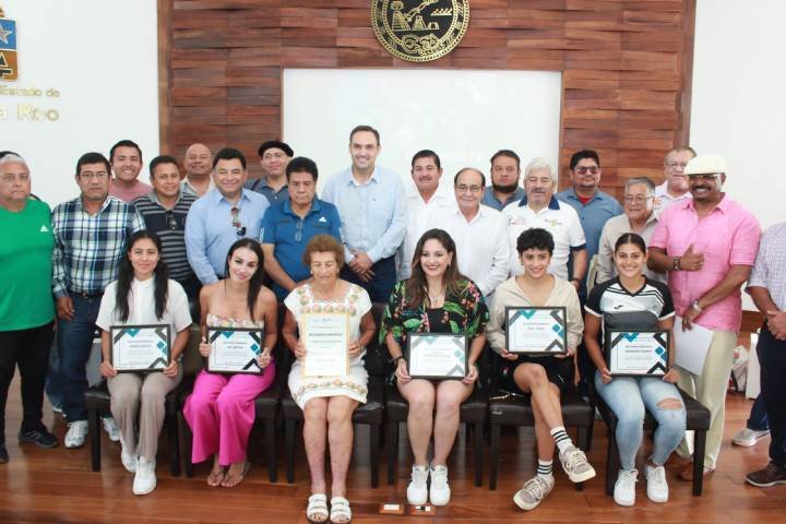 Celebrando el Legado Deportivo Femenino: Foro "Mujer y Deporte"