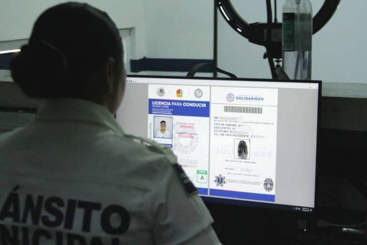 Interrupción temporal del servicio de emisión y renovación de licencias de conducir en Solidaridad debido a fallo en el suministro eléctrico