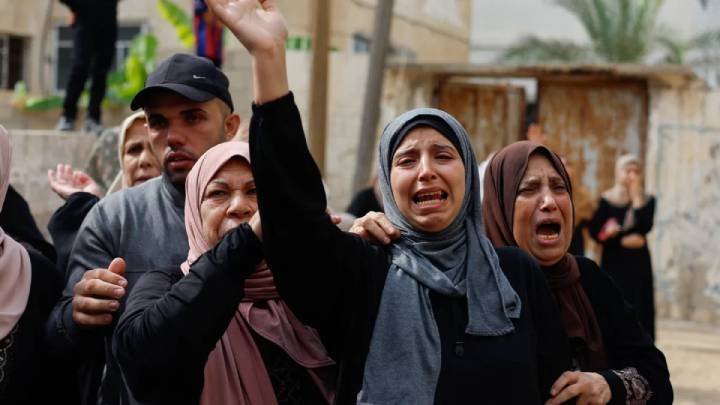Madre lamenta la pérdida de su hijo en Gaza y culpa a Hamás
