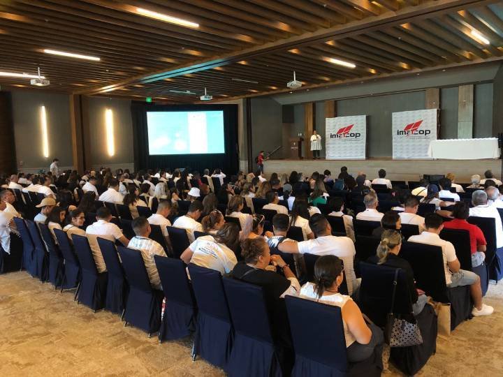 Playa del Carmen Recibe Elogios en el 4to Encuentro Turístico Cancún-Riviera Maya