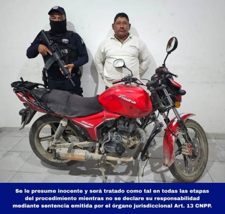 Arrestan a Sospechoso con Motocicleta Robada en Tulum