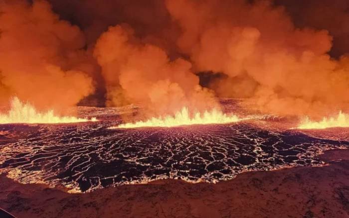 Erupción en Islandia tras Movimientos Sísmicos