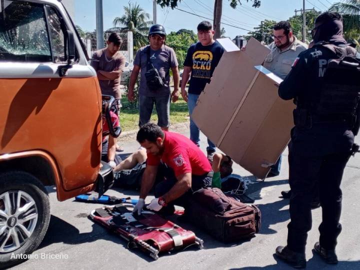 Anciano Hospitalizado Tras Ser Golpeado por Furgoneta en Chetumal