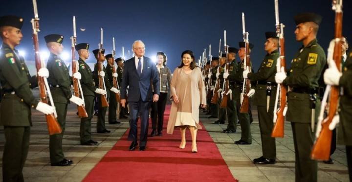 Arriban a México los reyes de Suecia; visitarán el Tren Maya