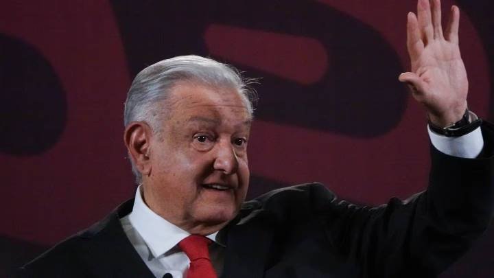 Presidente de México rechaza negociar con narcotraficantes