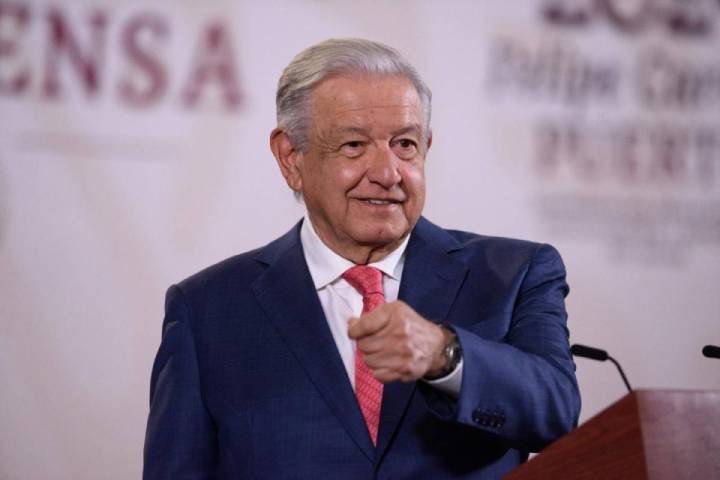Desafío de AMLO a las Acusaciones de Vínculos con el Narcotráfico