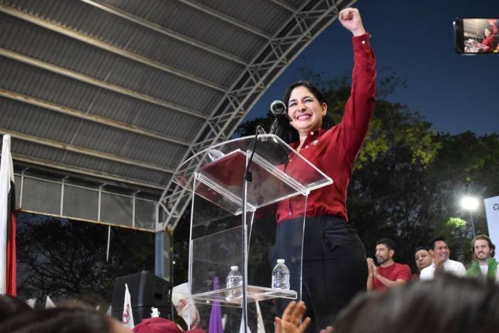 En Villas del Sol, Estefania Mercado, candidata de Morena-PVEM-PT arrancó su campaña en busca de la presidencia municipal de Solidaridad