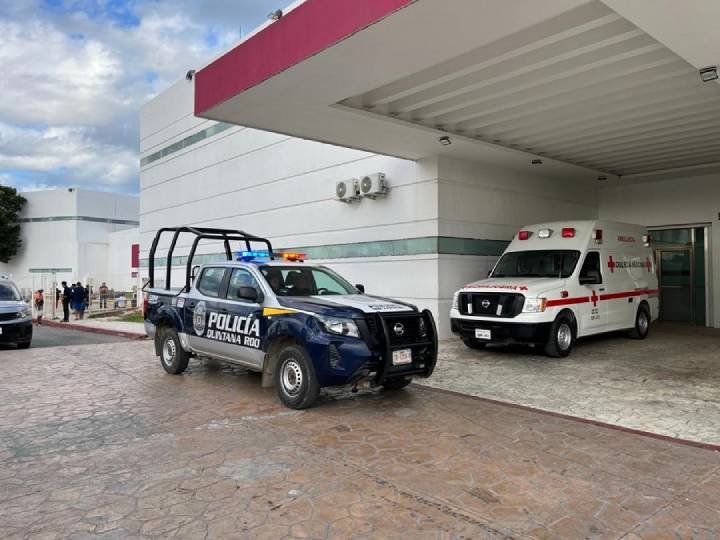 Pleito entre pareja de extranjeros termina con un muerto y un herido