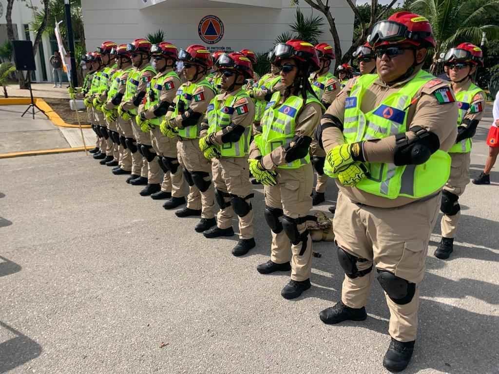 Emiten alerta azul ante acercamiento de huracán Beryl