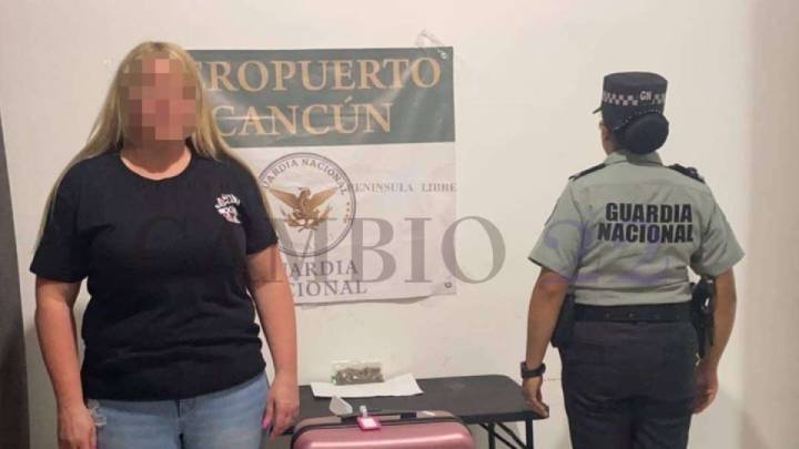 Arrestan a Ciudadana Estadounidense en el Aeropuerto de Cancún por Posesión de Marihuana