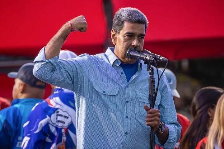 Gana Maduro elecciones con 51% de la votación