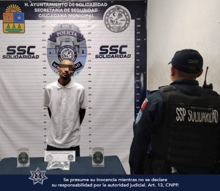 Policía Municipal asegura a sospechoso de robo en Playa del Carmen