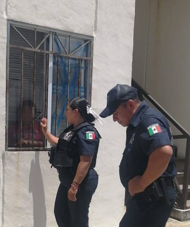 Rescate de una menor abandonada en Playa del Carmen