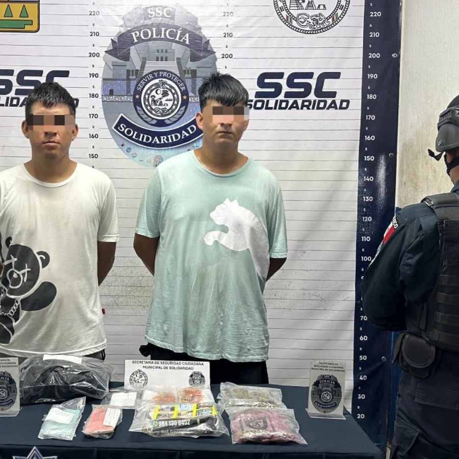 Policía de Solidaridad detiene a 2 hombres en la Colonia Ejidal por presunta posesión de narcóticos