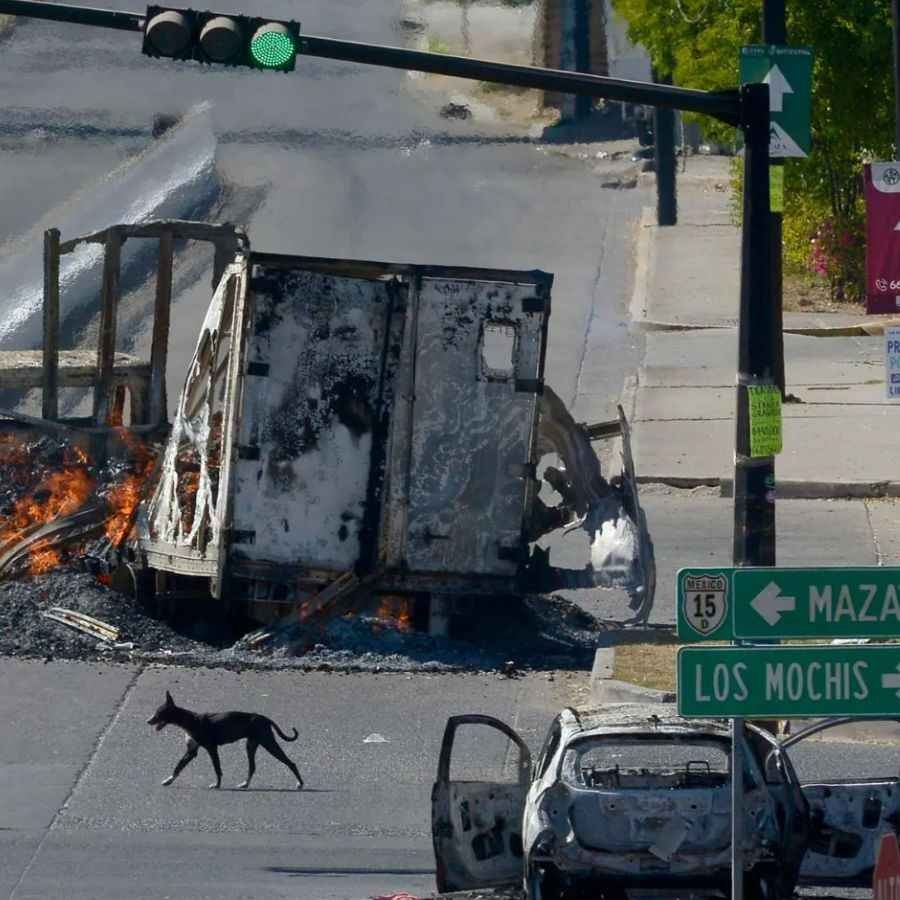 Escalada de violencia en Culiacán: Suspensión de clases y guerra entre cárteles"