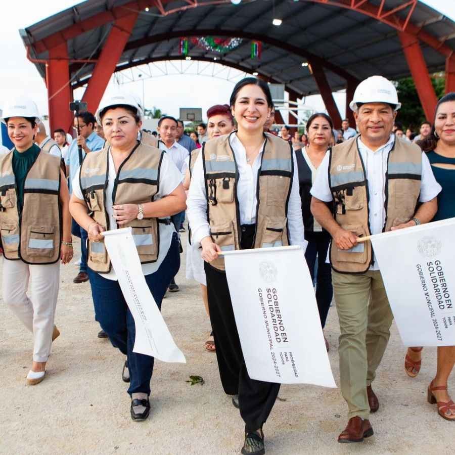 Inicia Estefanía Mercado su programa de obras públicas en Puerto Aventuras