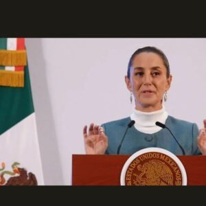 Regresan Pemex y la CFE a estatus de empresas públicas