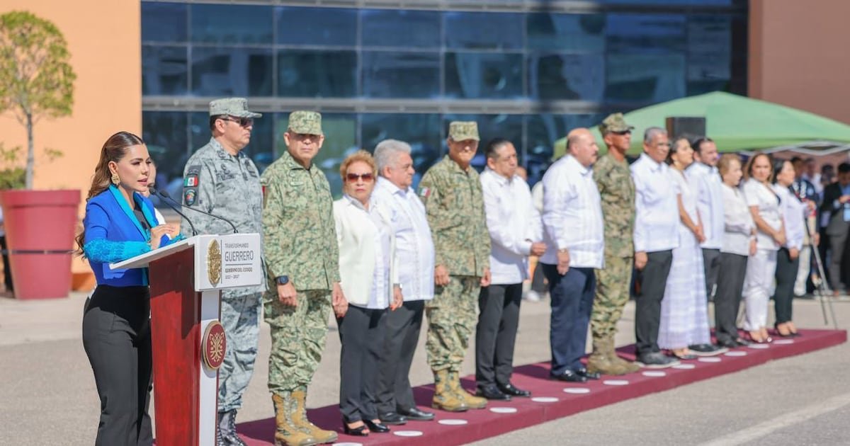 Encabeza Evelyn Salgado ceremonia de izamiento de bandera y reconoce a jóvenes matemáticos por triunfos internacionales – El Financiero