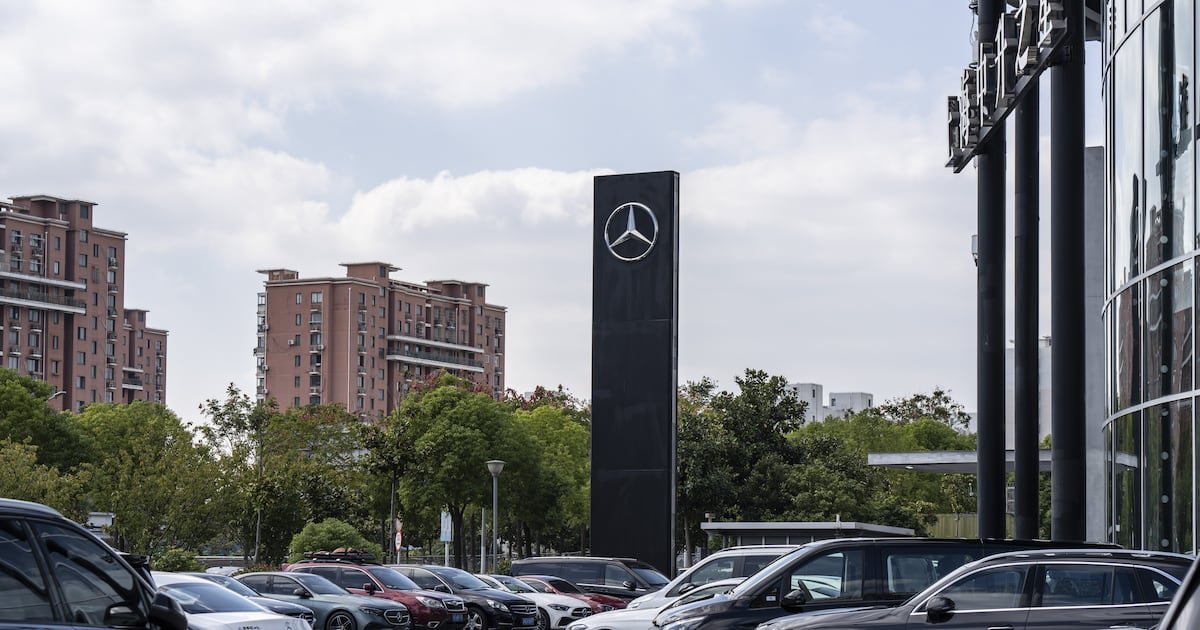 Sus ventas caen 10% por competencia con automotrices chinas – El Financiero